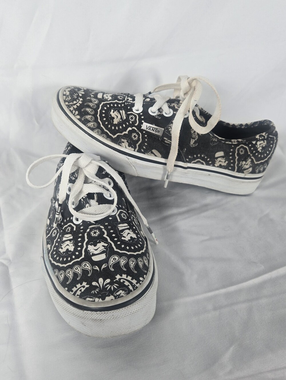 Vans Star Wars Bandana Low Top Sneakers Classic White Laces Size US M5 W6.5
